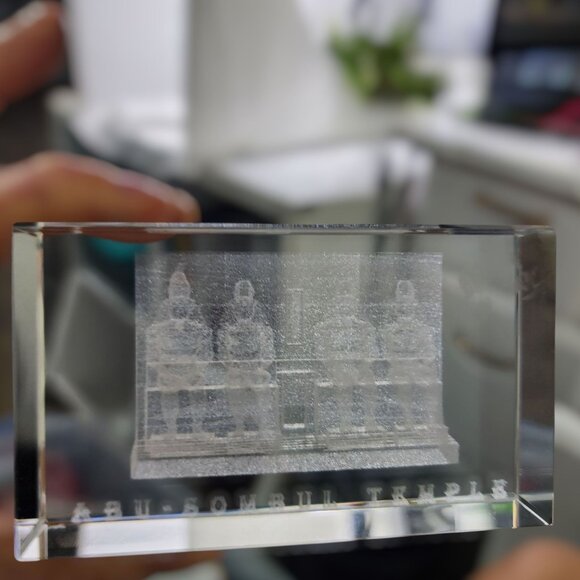 Egyptian Glass Paperweight 3D Etched Crystal Souvenir Abu Simbel Temple Egypt 4" - Picture 6 of 6